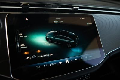 Mercedes E Klasa E 220 d mHEV 4-Matic AMG 9G-Tronic
