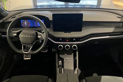 Skoda Superb 2.0 TDI SCR 4x4 Sportline DSG