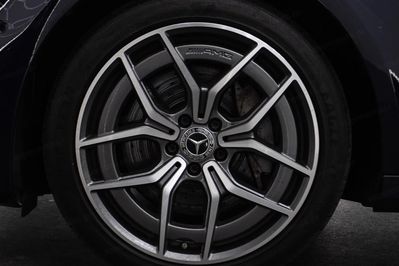 Mercedes Klasa E 220 d 4MATIC AMG Line