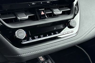 Toyota Corolla Style 2.0 Hybrid Dynamic Force