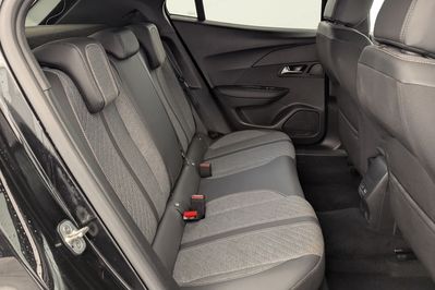 Peugeot 2008 ALLURE 1.2 PureTech