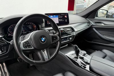 BMW Seria 5 Touring 530d xDrive M Sport