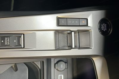 Peugeot 408 GT 1.2 mHEV e-DCS6