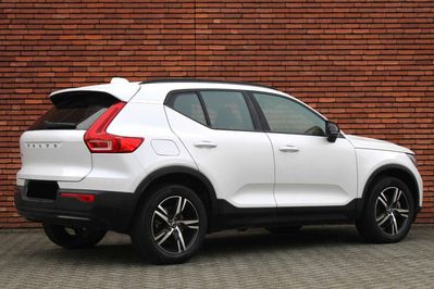 Volvo XC40 B3 Plus Dark