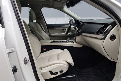 Volvo XC90 T8 AWD Plug-In Hybrid Inscription 7os aut