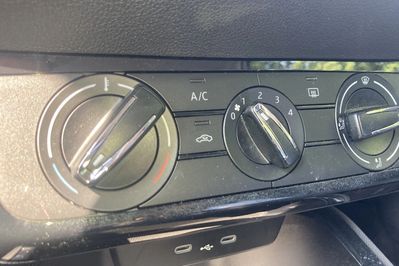 Skoda Fabia 1.0 TSI Selection DSG