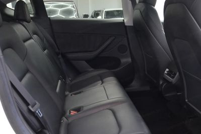 Tesla Model Y Y Long Range AWD