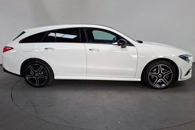 Mercedes CLA Shooting Brake 250 e AMG Line