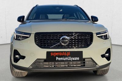 Volvo XC40 B4 Plus Dark