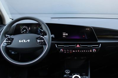 Kia Niro 1.6 GDI Hybrid Business Line