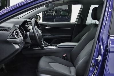 Toyota Camry 2.5 Hybrid Comfort CVT
