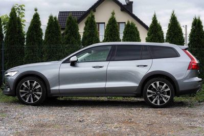 Volvo V60 Cross Country T5 AWD