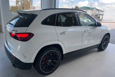 Mercedes GLA AMG 35 4-Matic