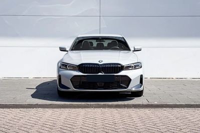 BMW Seria 3 330i xDrive M Sport