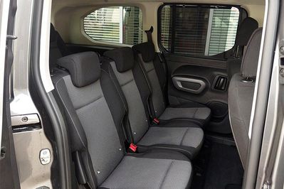 Toyota Proace City Verso Long L2H1 Family 7os AT