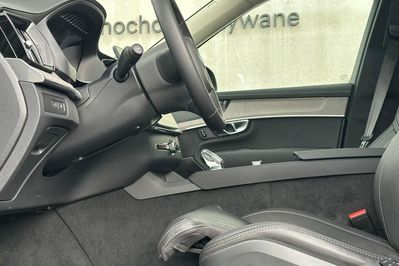 Volvo XC90 T8 AWD Plug-In Hybrid Ultra Dark 7os aut