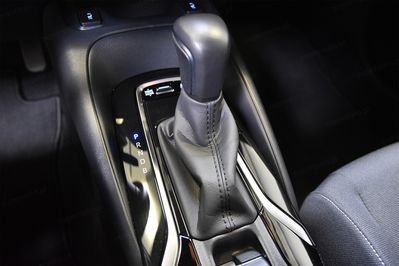 Suzuki Swace Elegance 1.8 Hybrid CVT