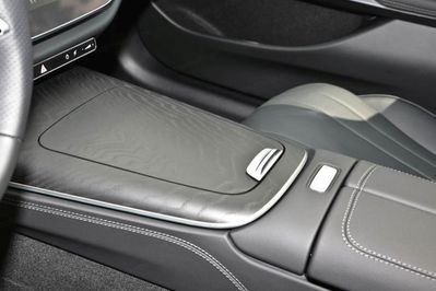 Mercedes Klasa E 220 d 4-Matic AMG