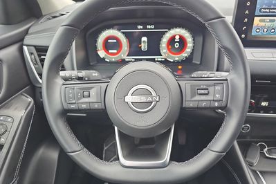 Nissan Qashqai 1.3 DIG-T mHEV N-Connecta