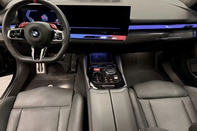 BMW Seria 5 M5