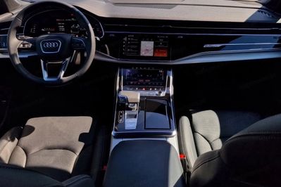 Audi Q7 50 TDI quattro S Line