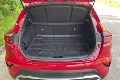 Kia XCeed 1.5 T-GDI Business Line DCT
