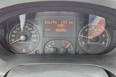 Peugeot Boxer Kontener 8EP + Winda