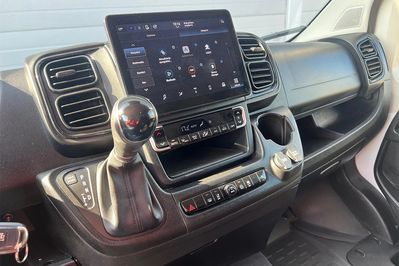 Peugeot Boxer L4H2 AT8