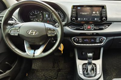 Hyundai i30 1.5 T-GDI Smart DCT