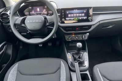 Skoda Fabia Essence 1.0 MPI