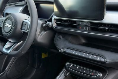Jeep Avenger Black Edition 1.2 T3 mHEV FWD eDCT6
