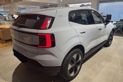 Volvo EX30 Single Motor Plus