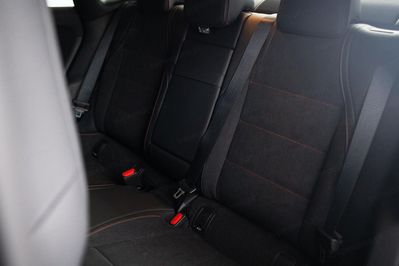Mercedes CLA 200 mHEV 8G-DCT