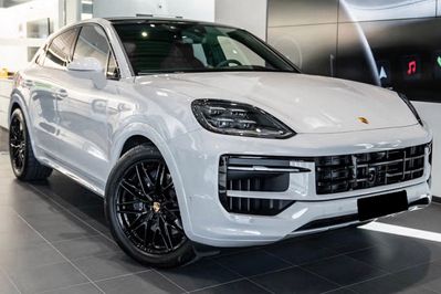Porsche Cayenne Coupe Black Edition