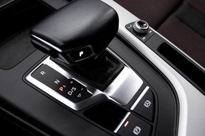 Audi A4 40 TDI mHEV S tronic