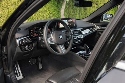 BMW Seria 5 540i xDrive mHEV sport-aut