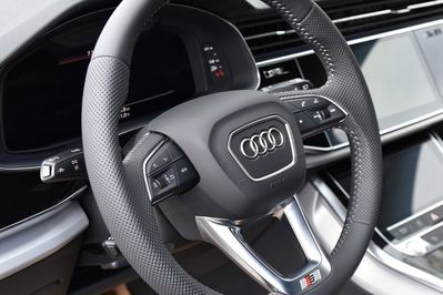 Audi Q7 TDI quattro S Line