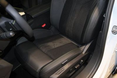 Peugeot 408 GT Exclusive S&S 1.2 mHEV  e-DSC6