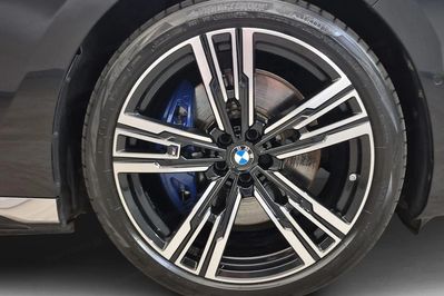 BMW Seria 7 M760e PHEV xDrive sport-aut
