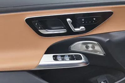 Mercedes Klasa E 200 AMG