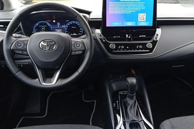 Toyota Corolla 1.8 Hybrid Style