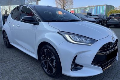 Toyota Yaris Executive 1.5 Hybrid