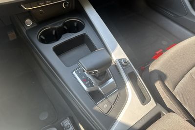 Audi A4 35 TFSI S Line