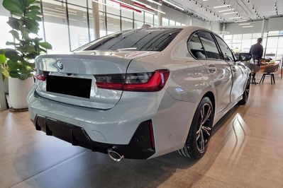 BMW Seria 3 318i M Sport