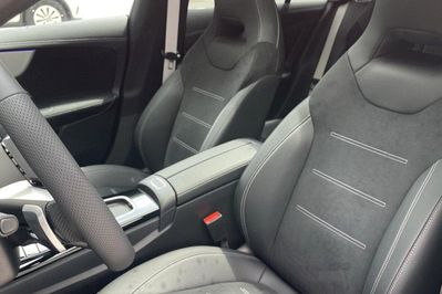 Mercedes CLA 200  AMG Line Shooting Brake