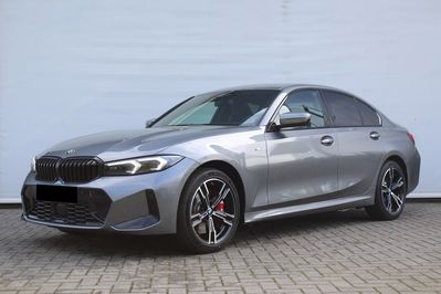 BMW Seria 3 330i xDrive M Sport