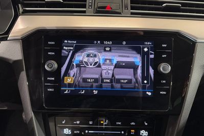 Volkswagen Passat 1.5 TSI DSG