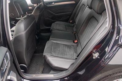 Volkswagen Passat 2.0 TSI Elegance DSG