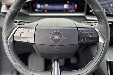 Opel Grandland X Edition eDTC6 1.2 Turbo mHEV