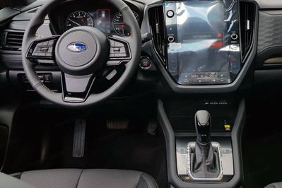 Subaru Forester e-Boxer Platinum  2.0i-L